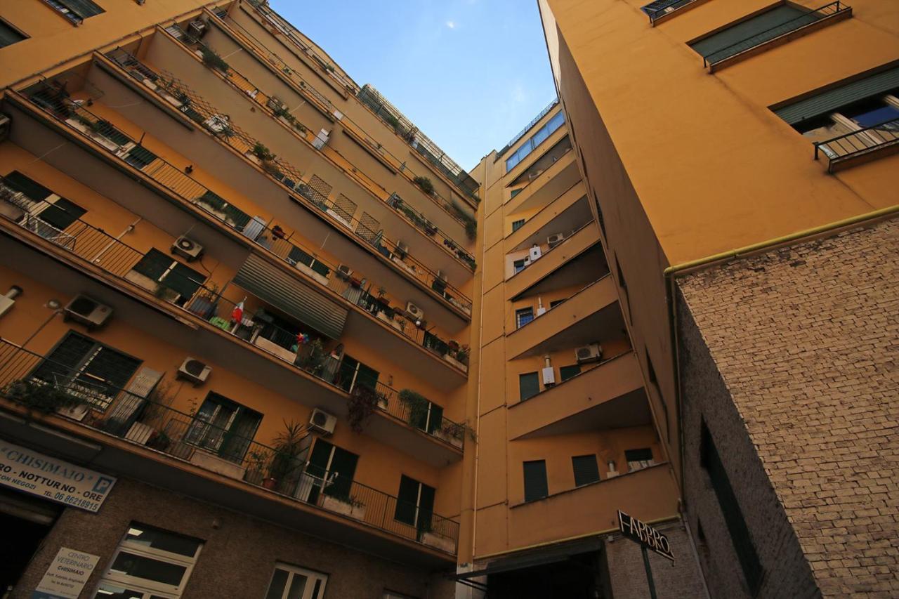Апартаменты Casa Sole... E Sei Subito A Casa! :) Рим Экстерьер фото